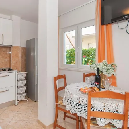 公寓 With Parking Space - 14422 *