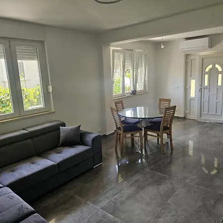 With Parking Space - 14422 公寓