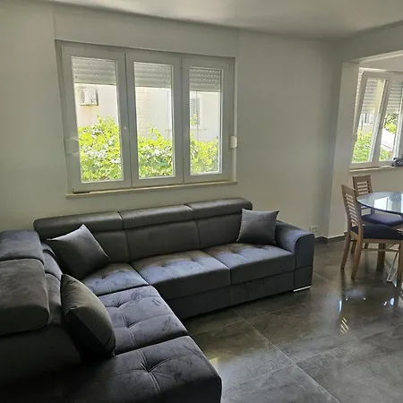 With Parking Space - 14422 公寓 奥米什